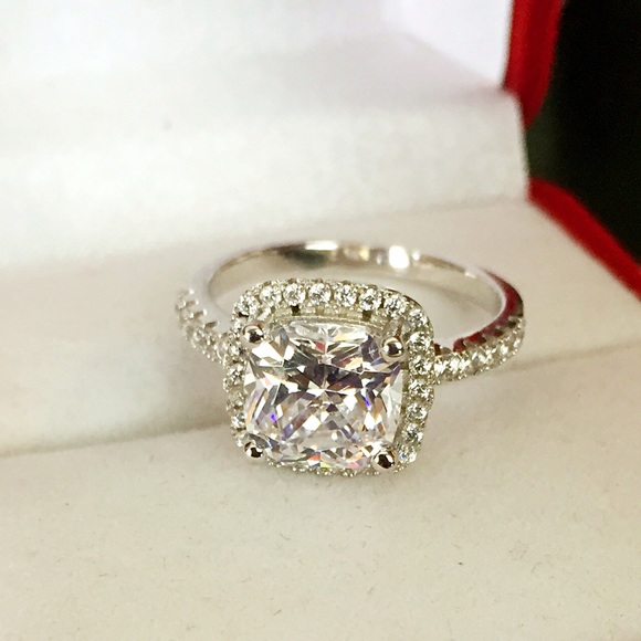 Jewelry - Size 7  925 sterling Silver Wedding Rings